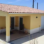 Kyrios Lounge With Use Of Private Pool Oda ve Kahvaltı Carrascal (Leiria)