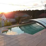 Bed & Breakfast Kyrios Lounge With Use Of Private Pool Carrascal (Leiria)