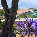 Kyrios Lounge With Use Of Private Pool Bed & Breakfast 3*