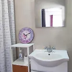 Bed & Breakfast Kyrios Lounge With Use Of Private Pool 3*