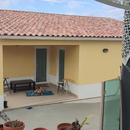 Kyrios Lounge With Use Of Private Pool Carrascal (Leiria)