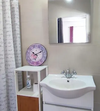 Bed & Breakfast Kyrios Lounge Restful With Private Pool And Car Available *