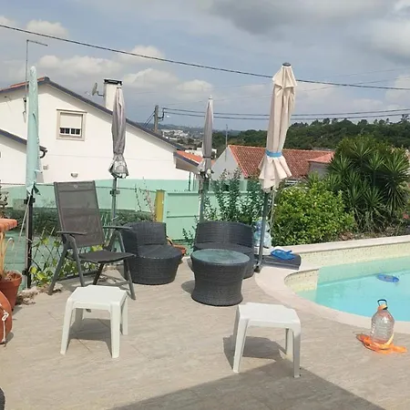 B&B Kyrios Lounge With Use Of Private Pool Carrascal (Leiria)