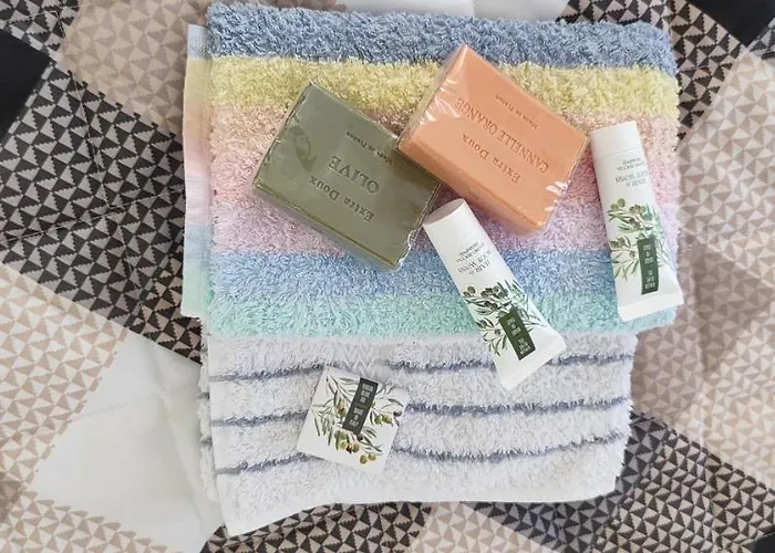 Bed & Breakfast Kyrios Lounge With Use Of Private Pool 3*