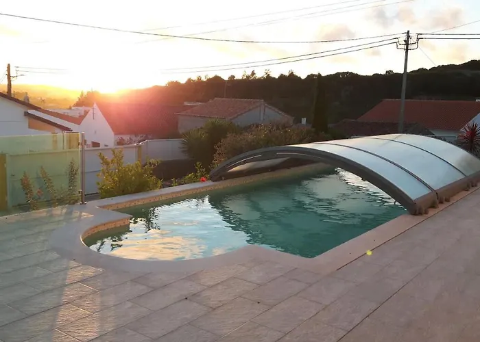 Bed & Breakfast Kyrios Lounge With Use Of Private Pool Carrascal (Leiria)