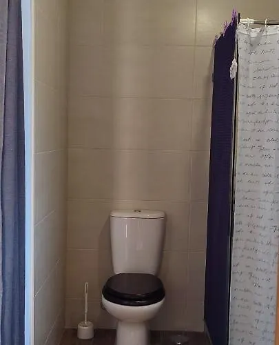 Bed & Breakfast Kyrios Lounge With Use Of Private Pool 3*